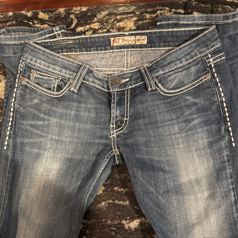 Buckle Blue Straight Leg Jeans with Distressed Vintage Style